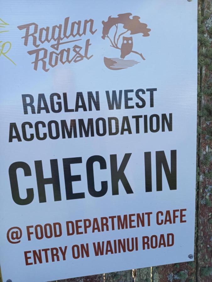 Raglan West Accommodation Units Kültér fotó